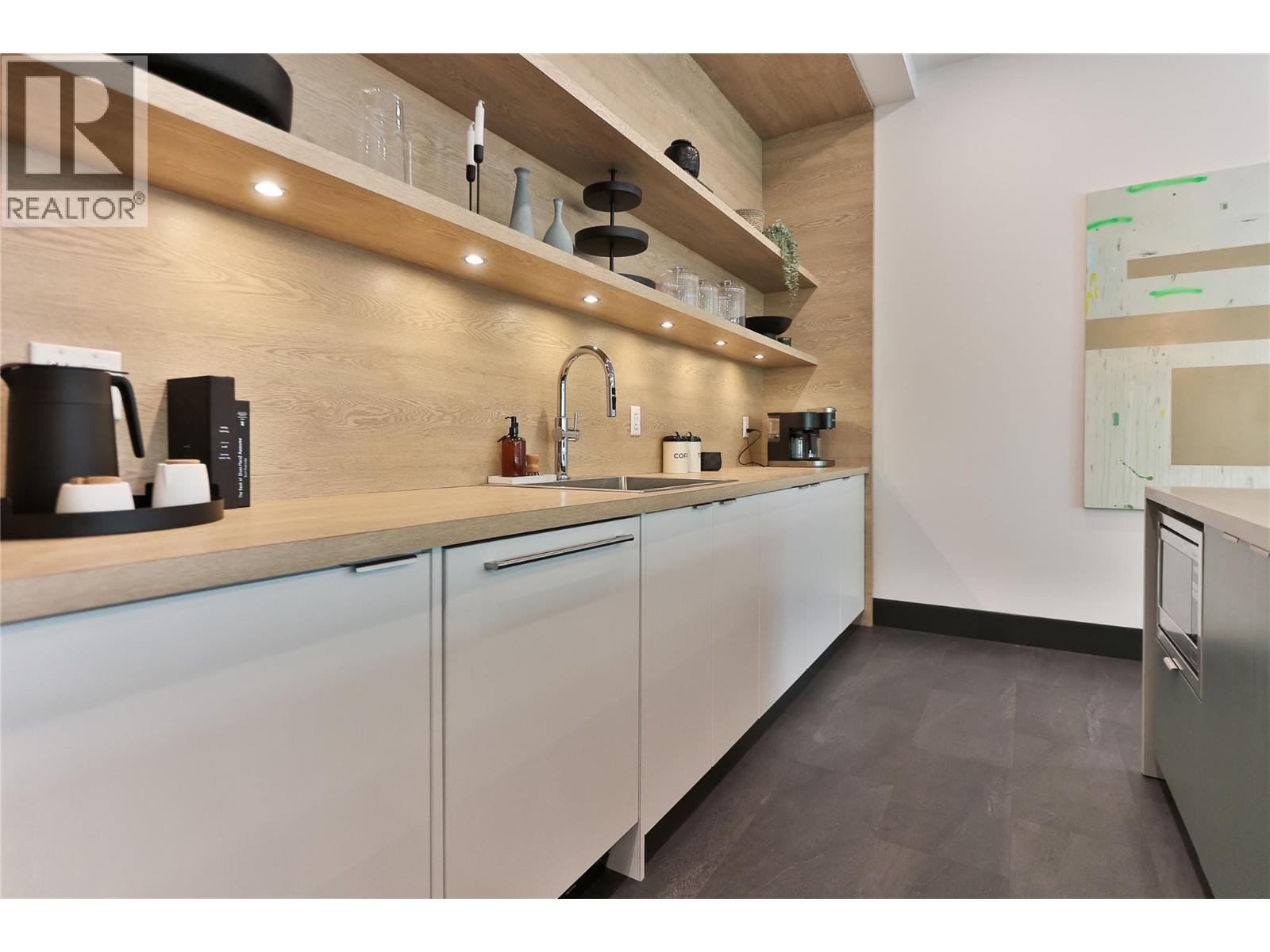 4280 Red Mountain Road Unit# 213, Rossland, British Columbia  V0G 1Y0 - Photo 21 - 10369060