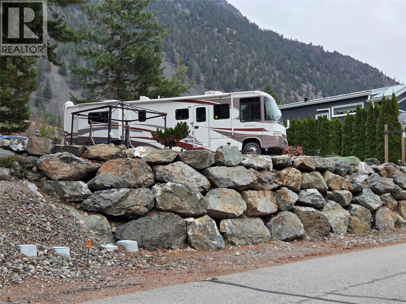 4354 Highway 3 Unit# 112, Keremeos, British Columbia  V0X 1N1 - Photo 15 - 10369039
