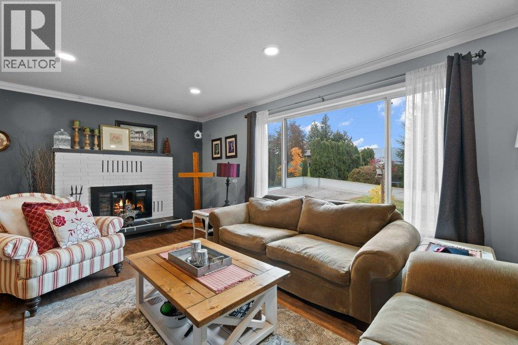 70 18 Street Ne, Salmon Arm, British Columbia  V1E 1P3 - Photo 10 - 10366849