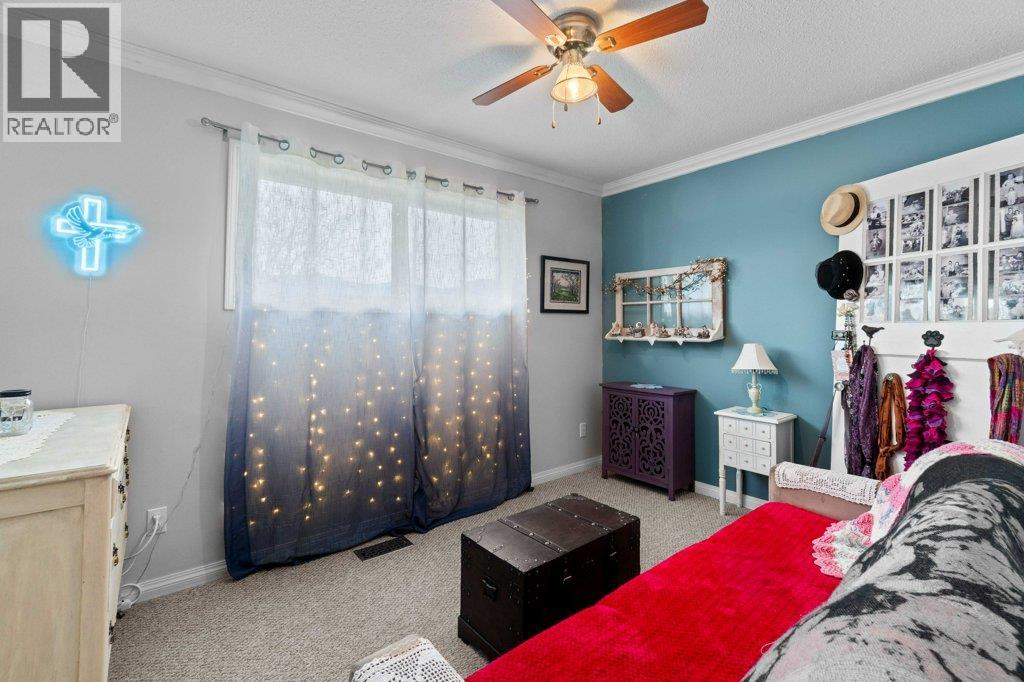 70 18 Street Ne, Salmon Arm, British Columbia  V1E 1P3 - Photo 31 - 10366849