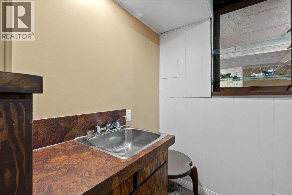 70 18 Street Ne, Salmon Arm, British Columbia  V1E 1P3 - Photo 40 - 10366849