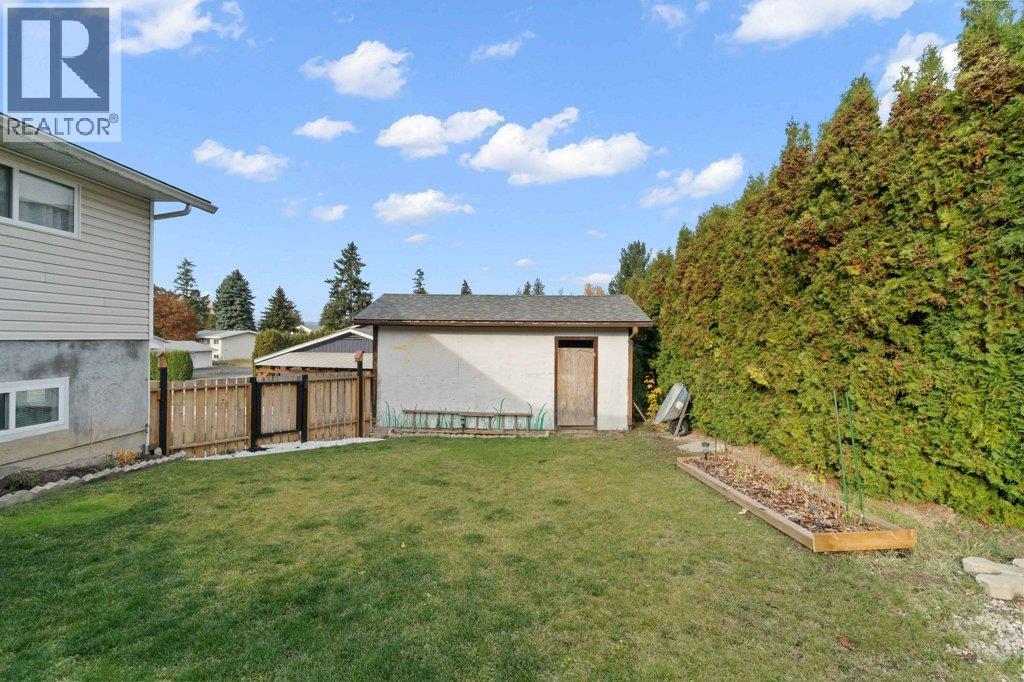 70 18 Street Ne, Salmon Arm, British Columbia  V1E 1P3 - Photo 59 - 10366849