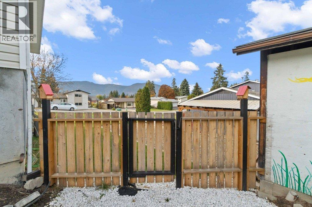 70 18 Street Ne, Salmon Arm, British Columbia  V1E 1P3 - Photo 65 - 10366849