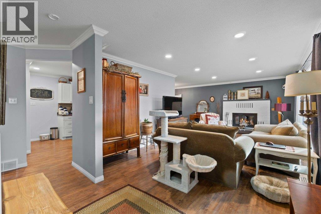 70 18 Street Ne, Salmon Arm, British Columbia  V1E 1P3 - Photo 7 - 10366849