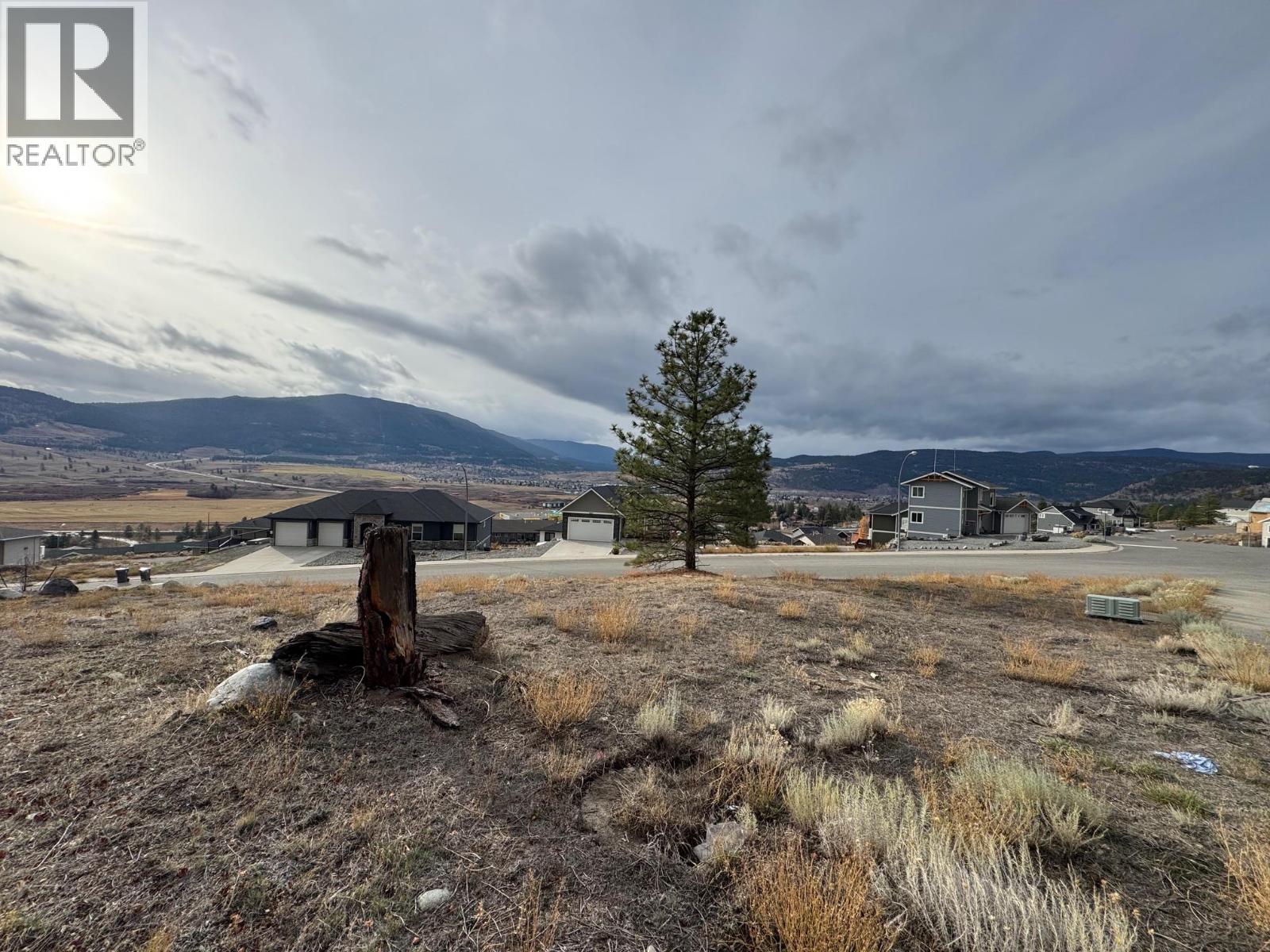 4250 Falcon Crest Drive, Merritt, British Columbia  V1K 0B4 - Photo 2 - 10369119