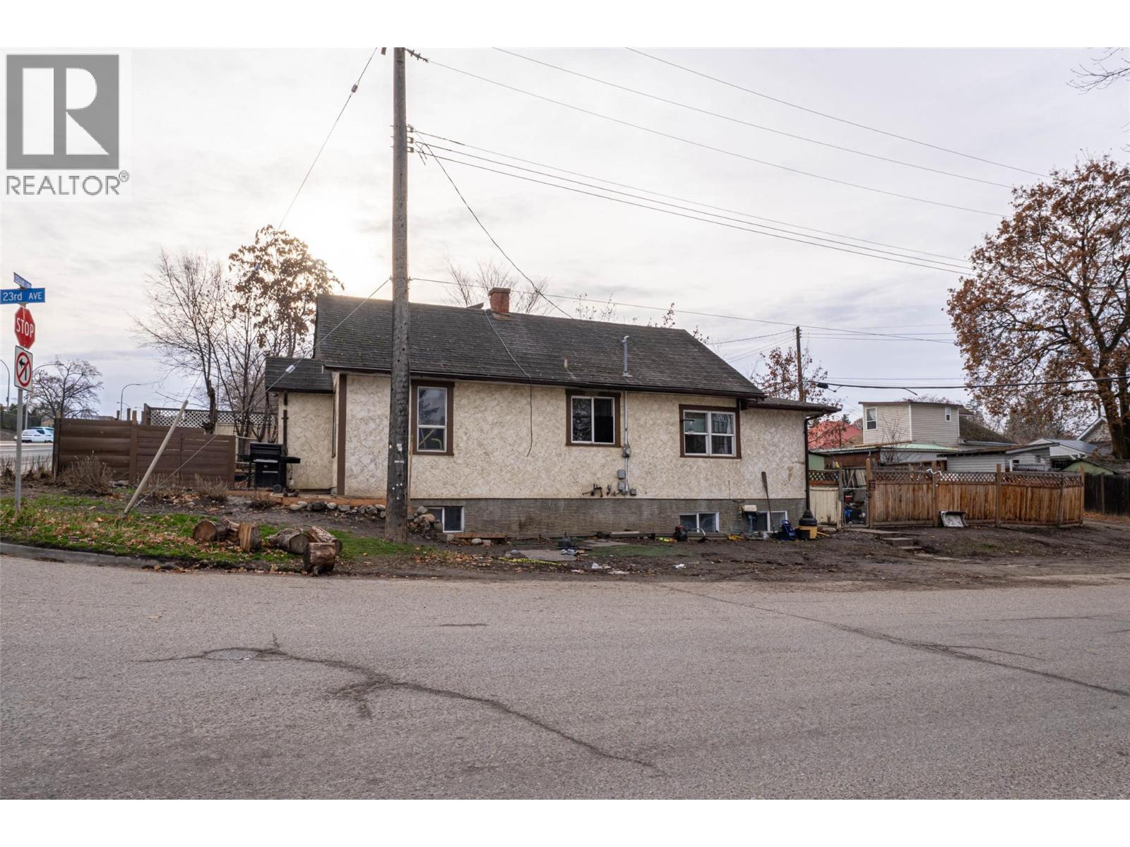 2214 32 Street, Vernon, British Columbia  V1T 5L3 - Photo 33 - 10367616
