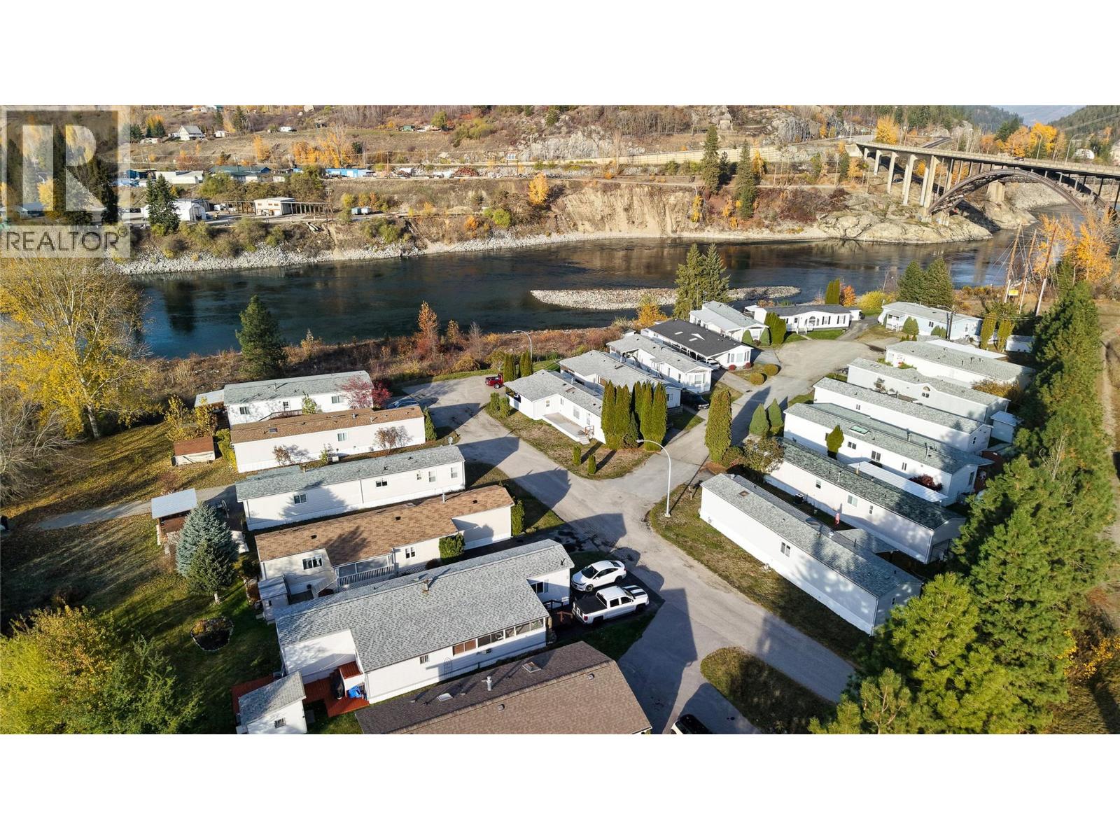 651 Rosedale Road, Castlegar, British Columbia  V1N 4L2 - Photo 5 - 10367206