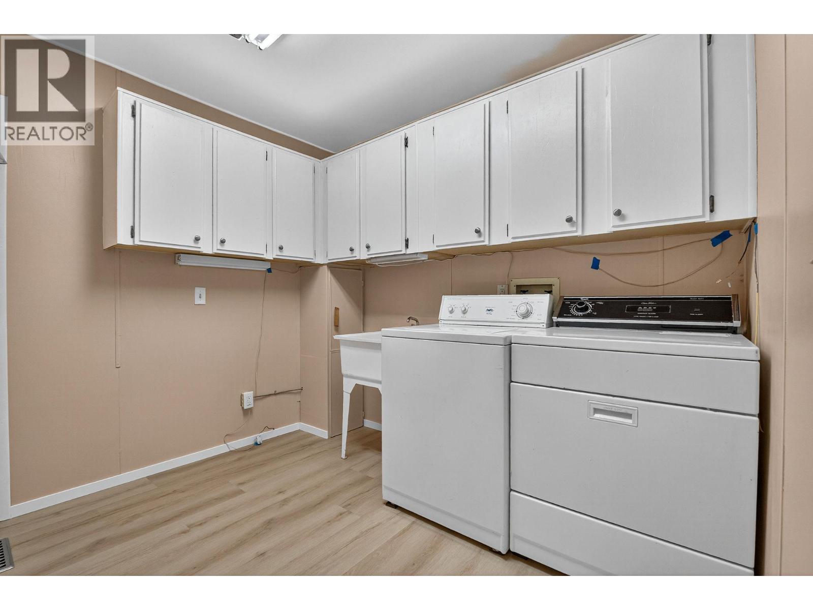 1999 97 Highway S Unit# 241, West Kelowna, British Columbia  V1Z 1B2 - Photo 30 - 10368992