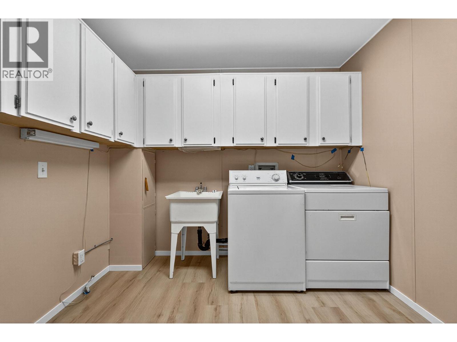 1999 97 Highway S Unit# 241, West Kelowna, British Columbia  V1Z 1B2 - Photo 31 - 10368992
