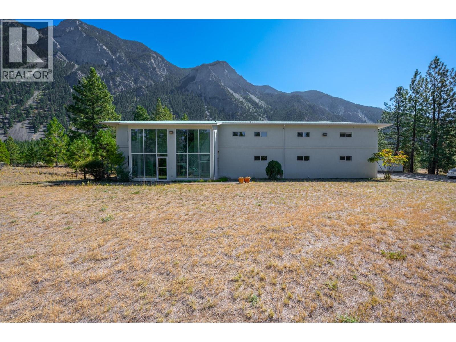 285 Jones Road, Lillooet, British Columbia  V0K 1V0 - Photo 3 - 10369168