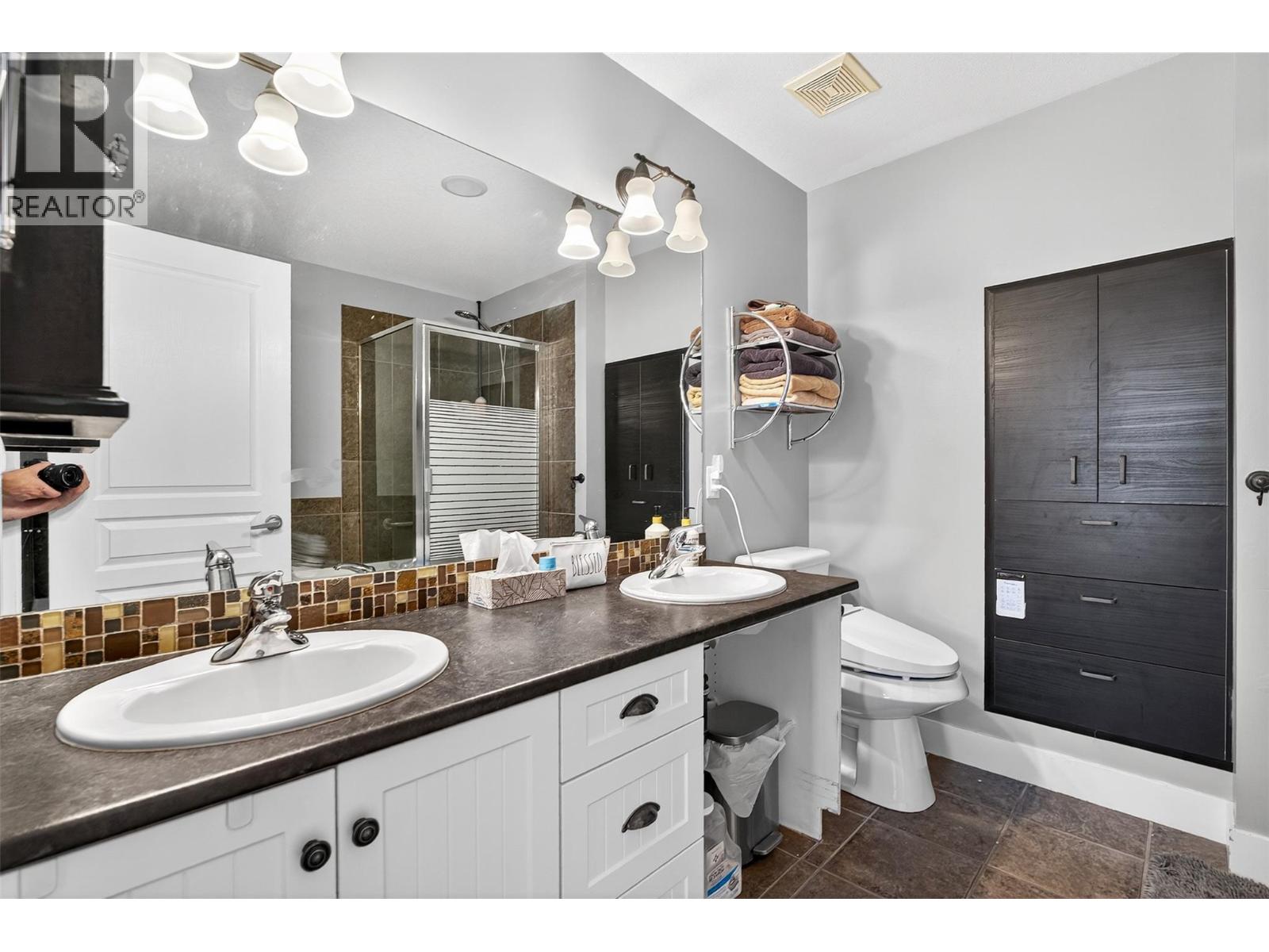 5168 Sandhills Drive, Kelowna, British Columbia  V1X 7Y7 - Photo 19 - 10369107