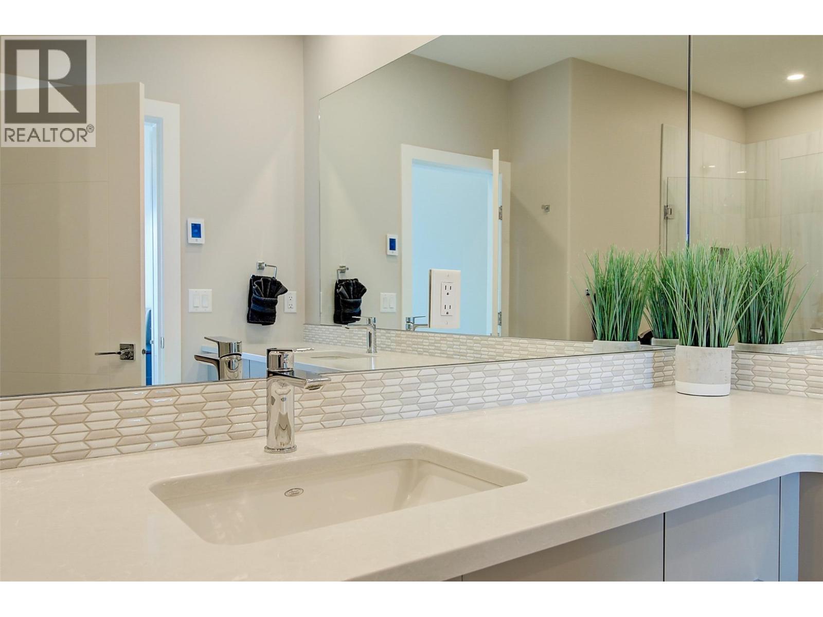 3475 Granite Close Unit# 401, Kelowna, British Columbia  V1V 0B9 - Photo 43 - 10369014