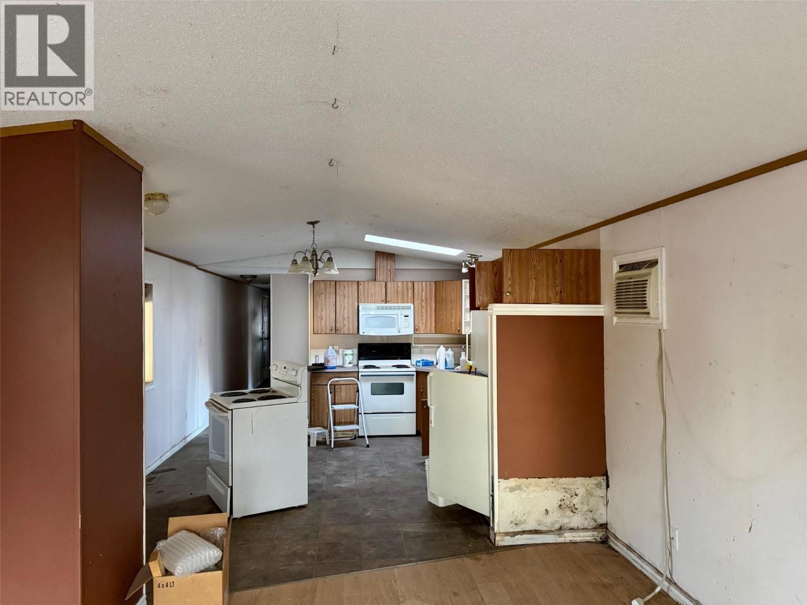3701 3 Highway Unit# 1, Erickson, British Columbia  V0B 1G1 - Photo 10 - 10369022