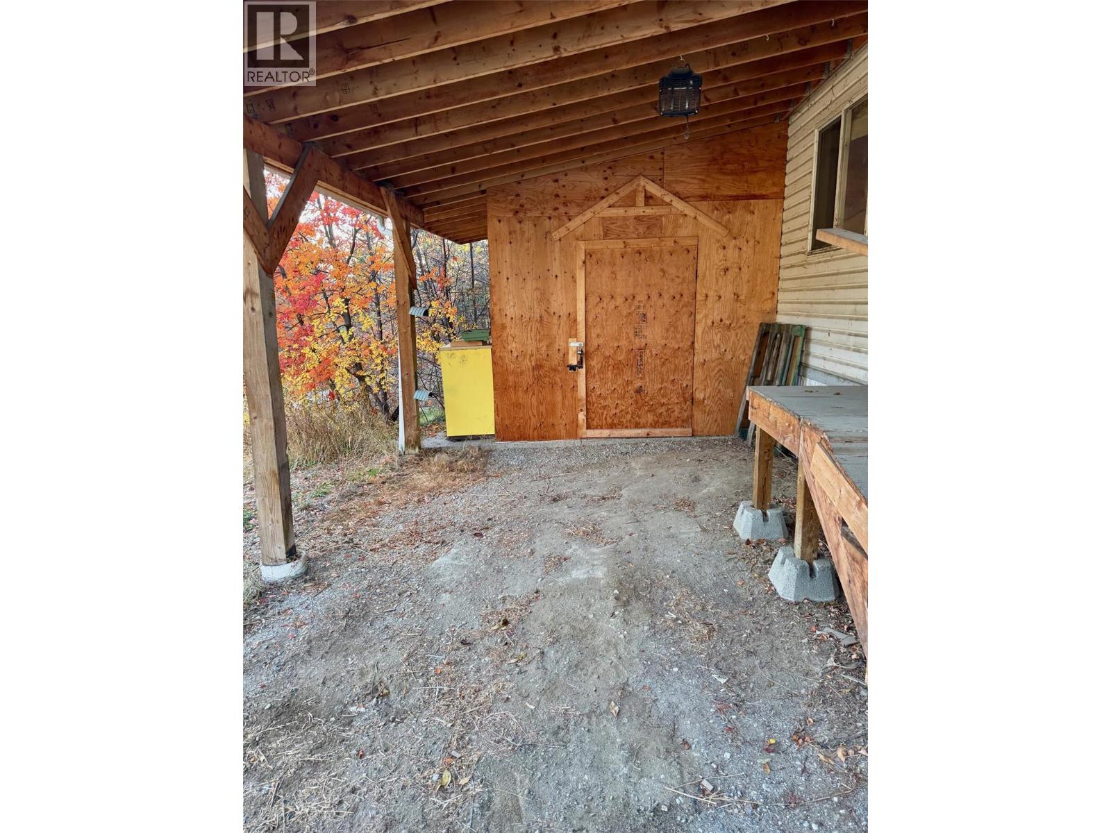 3701 3 Highway Unit# 1, Erickson, British Columbia  V0B 1G1 - Photo 4 - 10369022