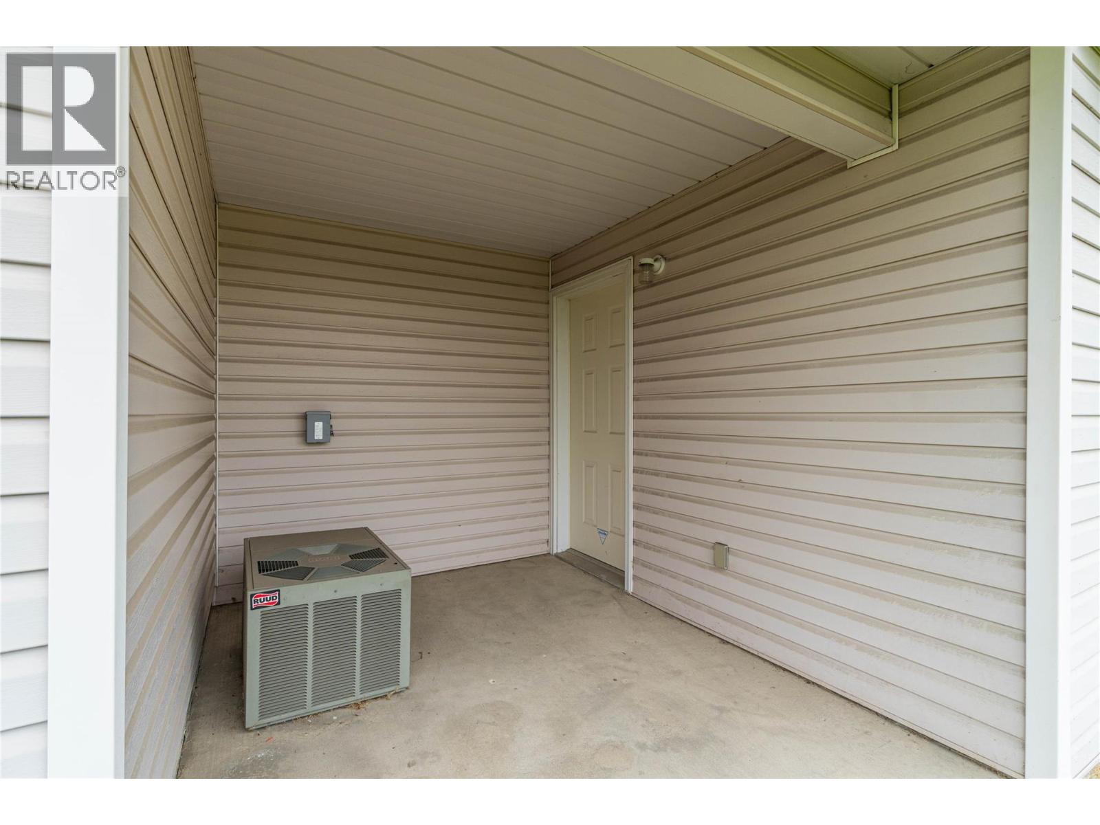 2022 Pacific Way Unit# 27, Kamloops, British Columbia  V1S 1T1 - Photo 16 - 10369171