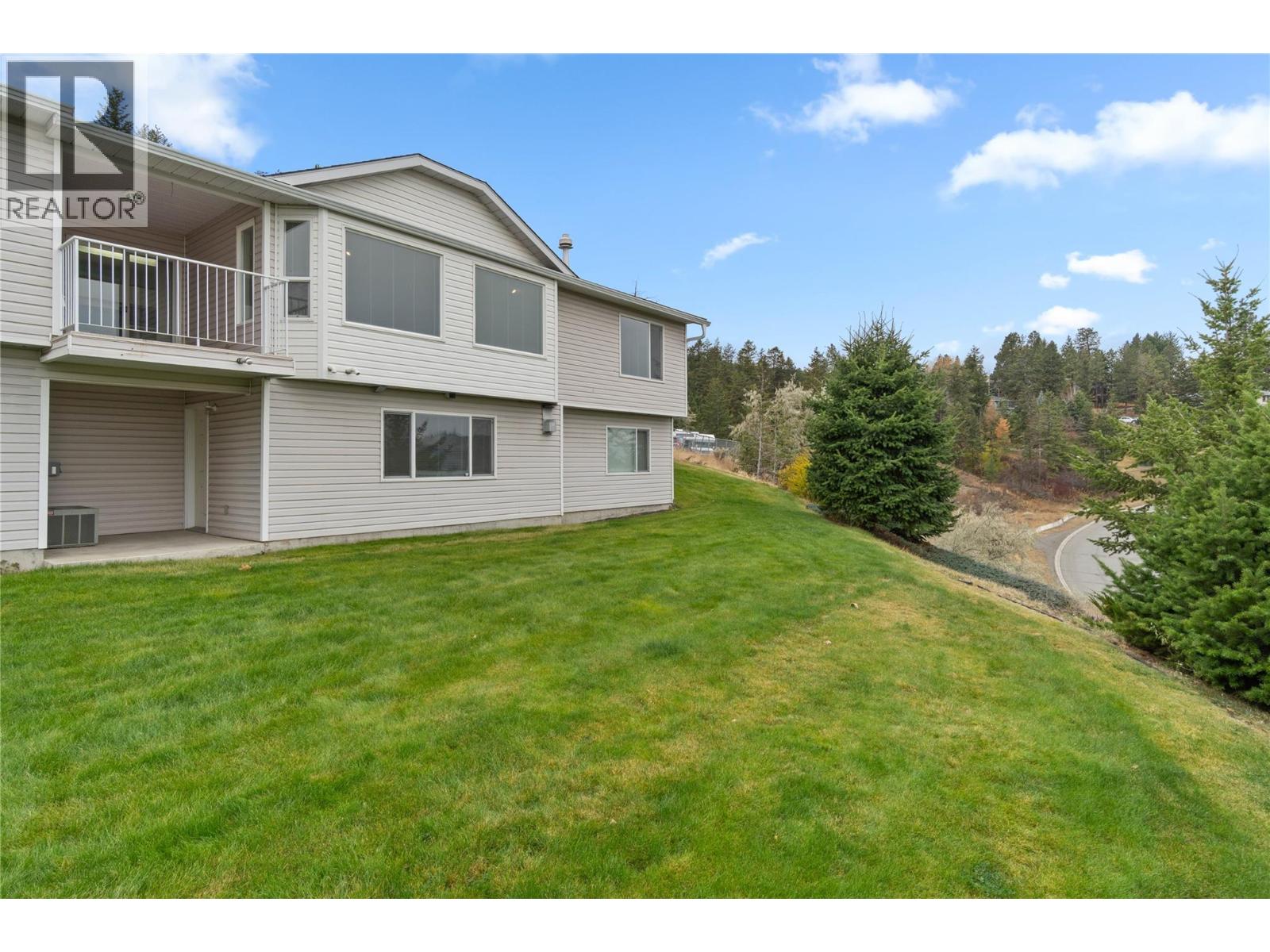 2022 Pacific Way Unit# 27, Kamloops, British Columbia  V1S 1T1 - Photo 2 - 10369171