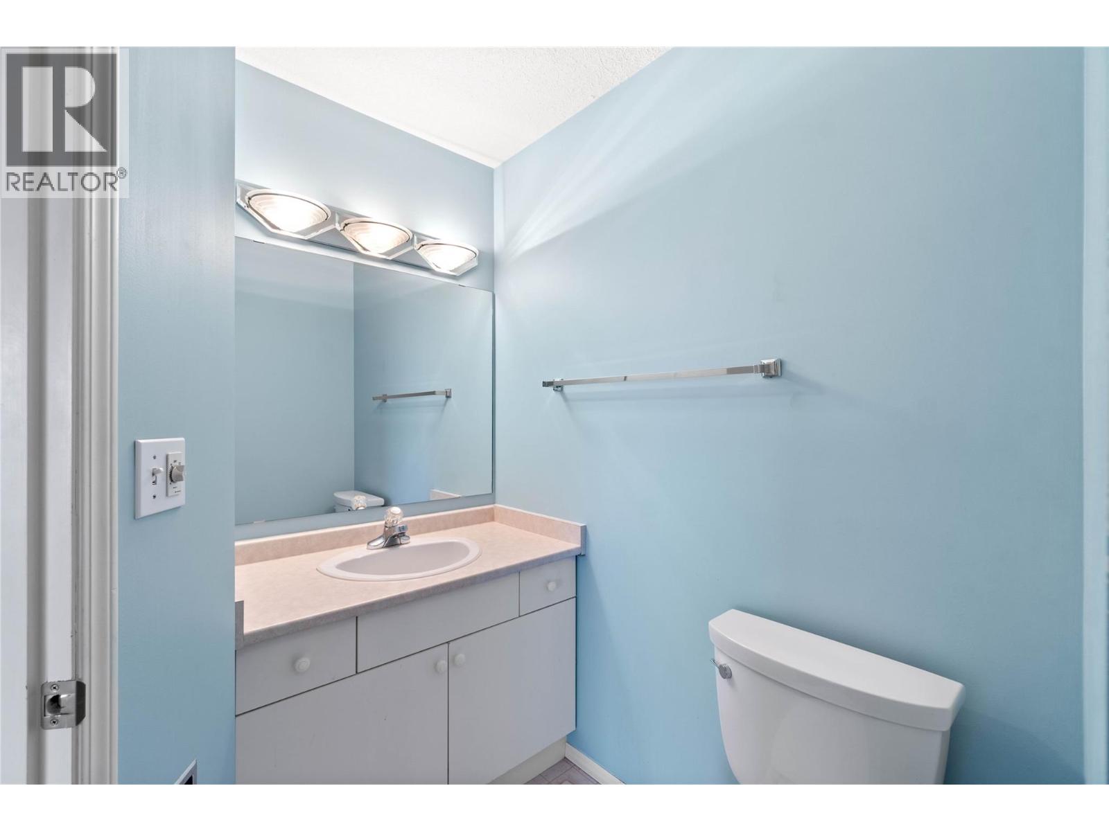 2022 Pacific Way Unit# 27, Kamloops, British Columbia  V1S 1T1 - Photo 23 - 10369171