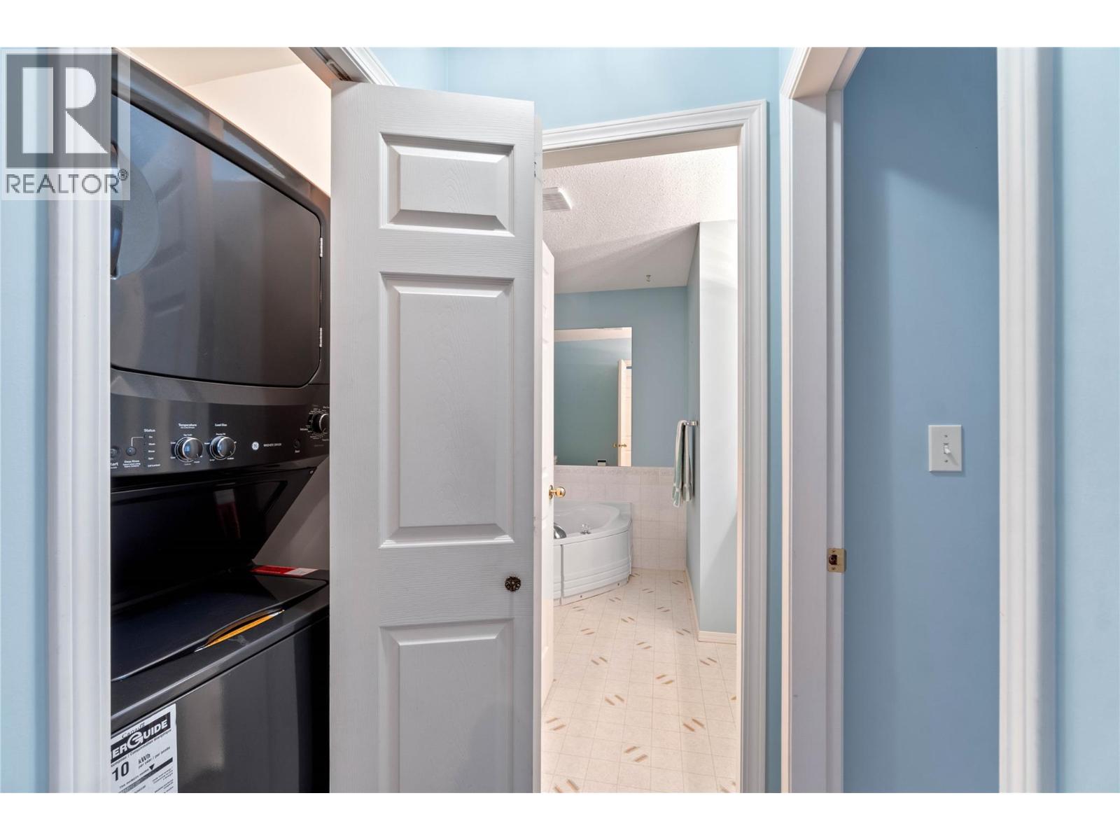 2022 Pacific Way Unit# 27, Kamloops, British Columbia  V1S 1T1 - Photo 24 - 10369171