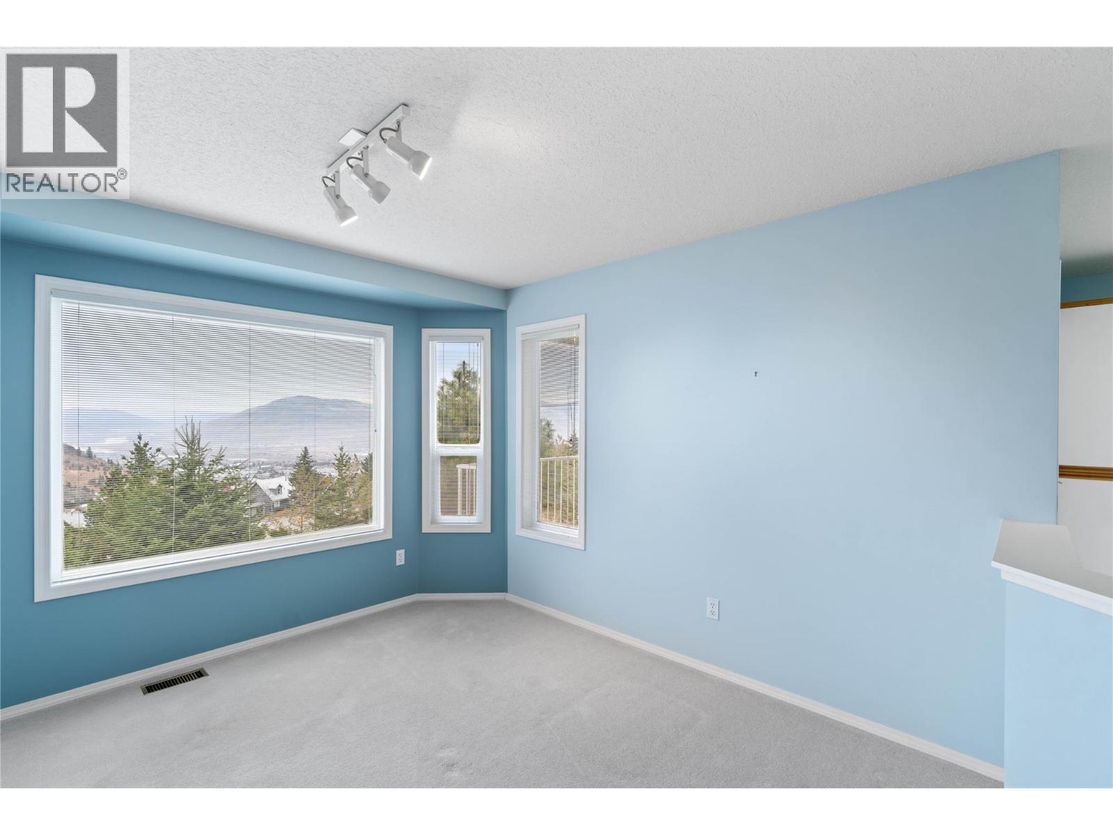 2022 Pacific Way Unit# 27, Kamloops, British Columbia  V1S 1T1 - Photo 27 - 10369171