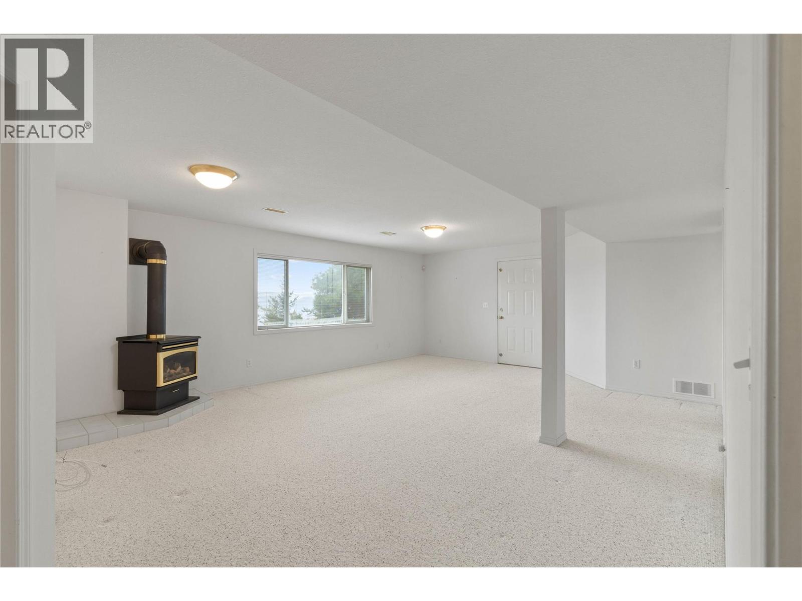 2022 Pacific Way Unit# 27, Kamloops, British Columbia  V1S 1T1 - Photo 7 - 10369171