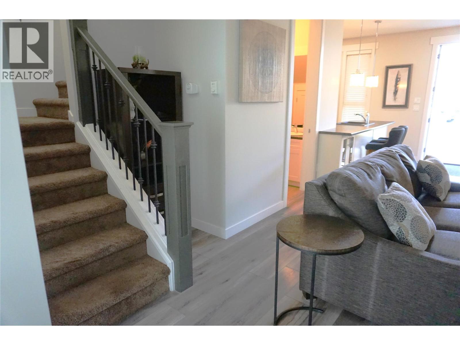 900 Bighorn Boulevard Unit# 914, Radium Hot Springs, British Columbia  V0A 1M0 - Photo 11 - 10368852