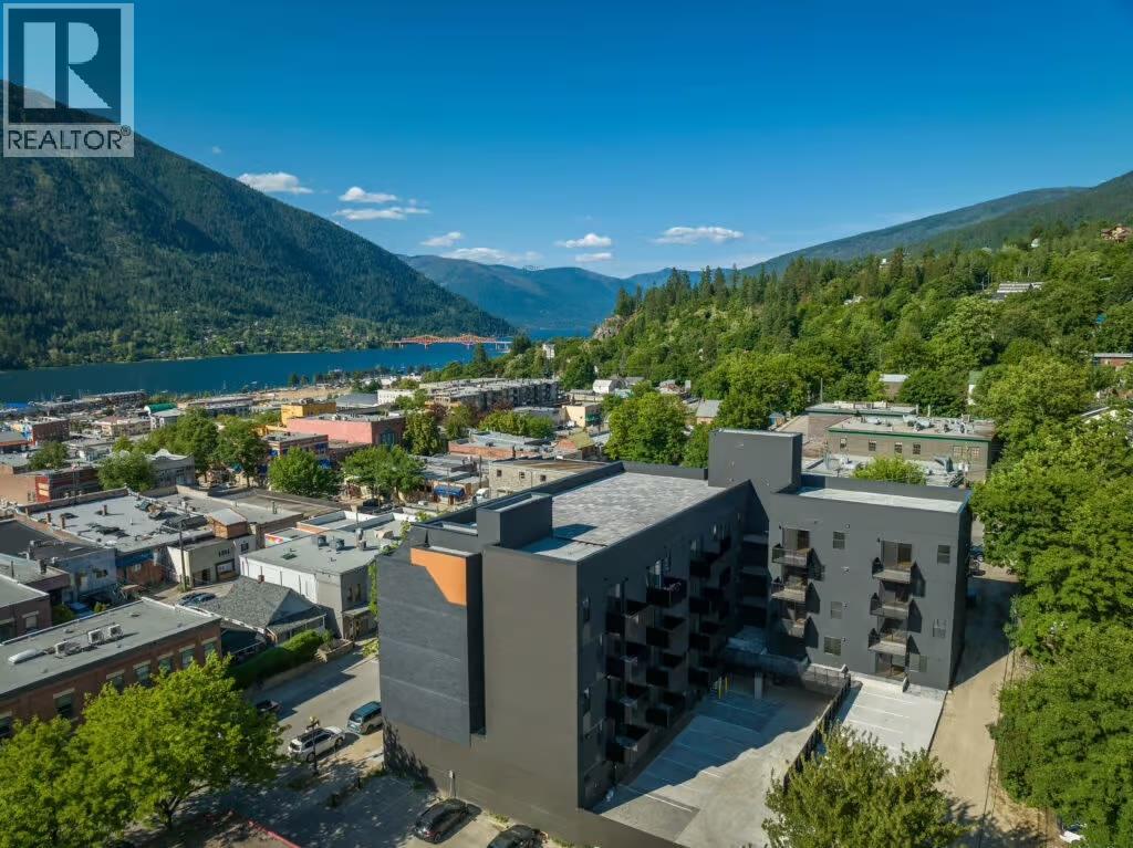 514 Victoria Street Unit# 404, Nelson, British Columbia  V1L 4K8 - Photo 14 - 10369127
