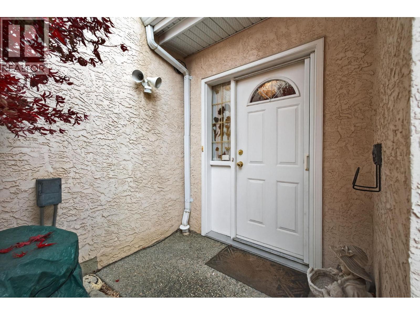1800 Parkview Crescent Unit# 10 Lot# 10, Kelowna, British Columbia  V1X 7G6 - Photo 3 - 10369183