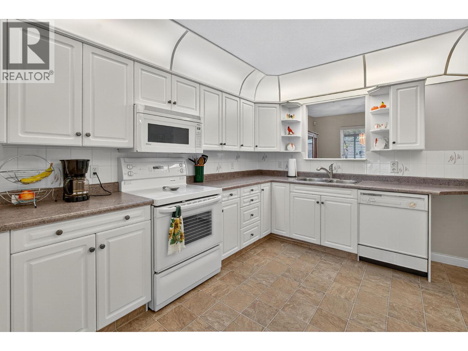 1800 Parkview Crescent Unit# 10 Lot# 10, Kelowna, British Columbia  V1X 7G6 - Photo 9 - 10369183
