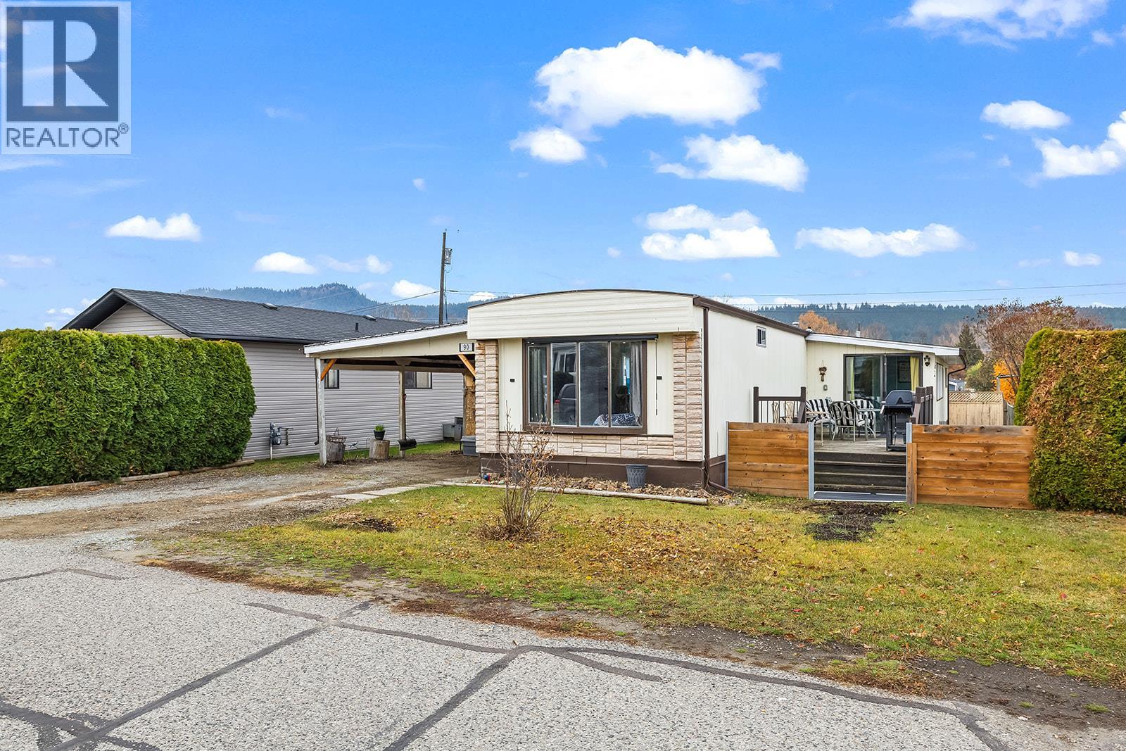 720 Commonwealth Road Unit# 90, Kelowna, British Columbia  V4V 1G7 - Photo 2 - 10369201