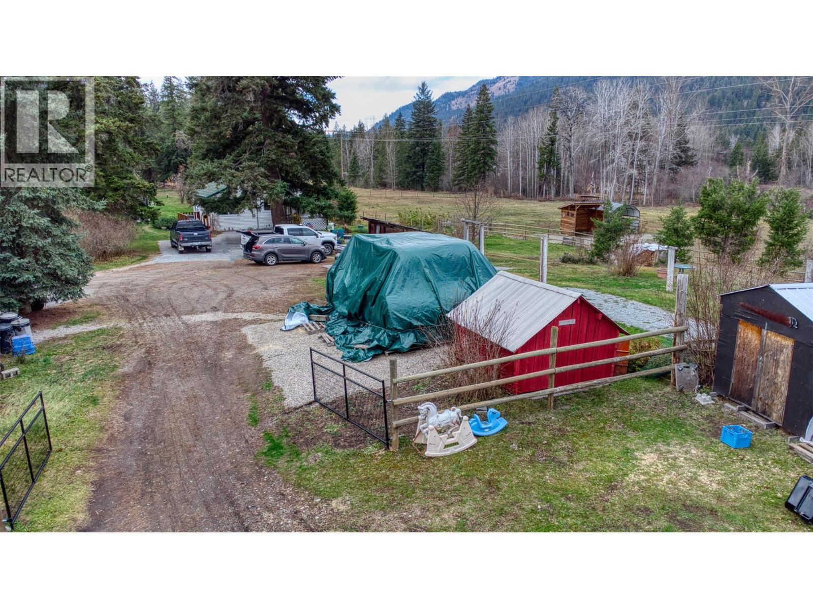 1385 6 Highway, Cherryville, British Columbia  V0E 2G1 - Photo 20 - 10369161