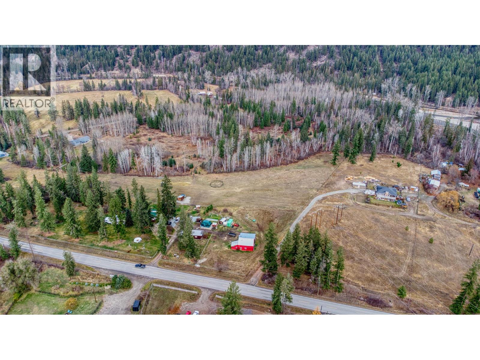 1385 6 Highway, Cherryville, British Columbia  V0E 2G1 - Photo 24 - 10369161