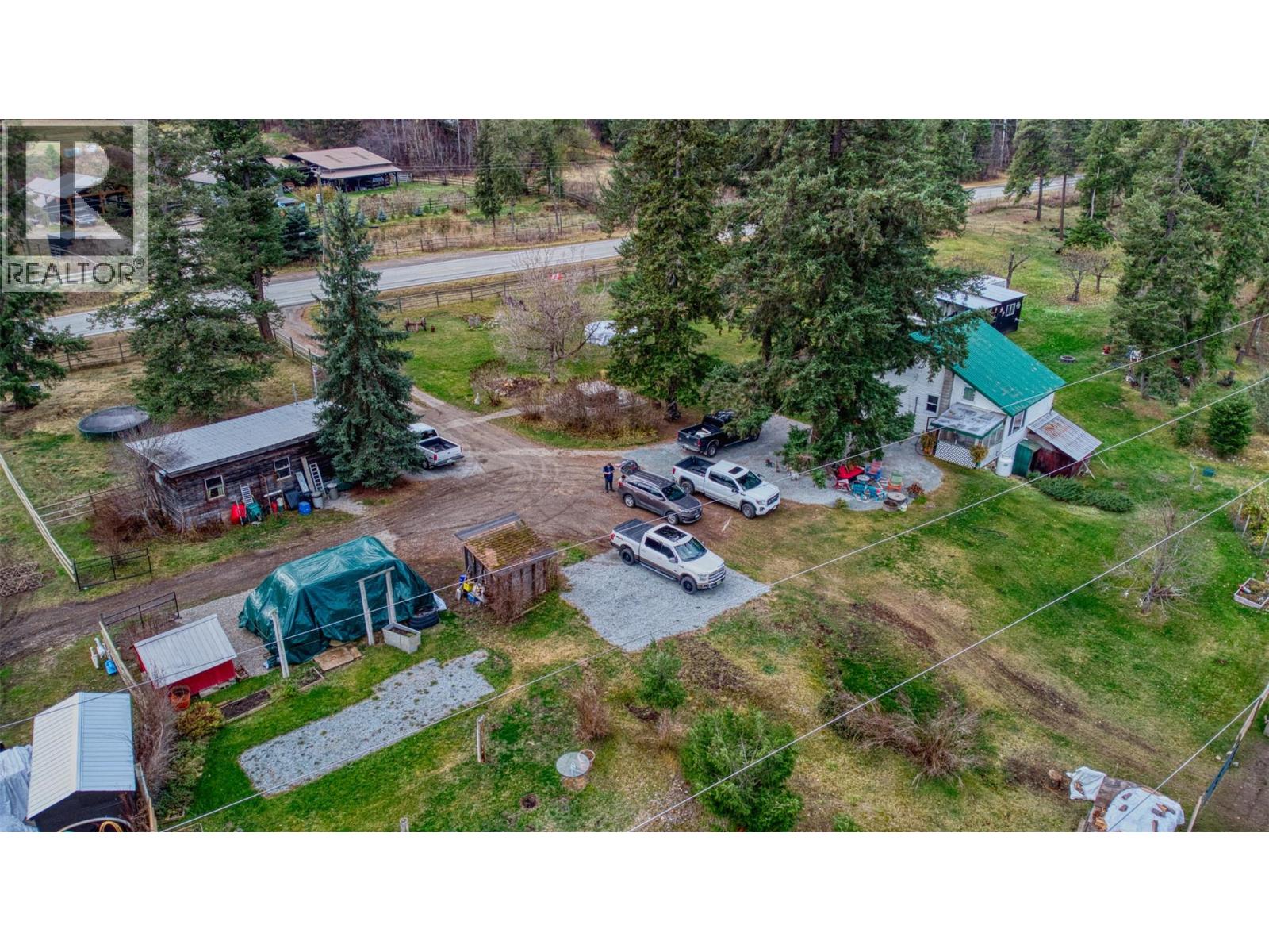 1385 6 Highway, Cherryville, British Columbia  V0E 2G1 - Photo 27 - 10369161