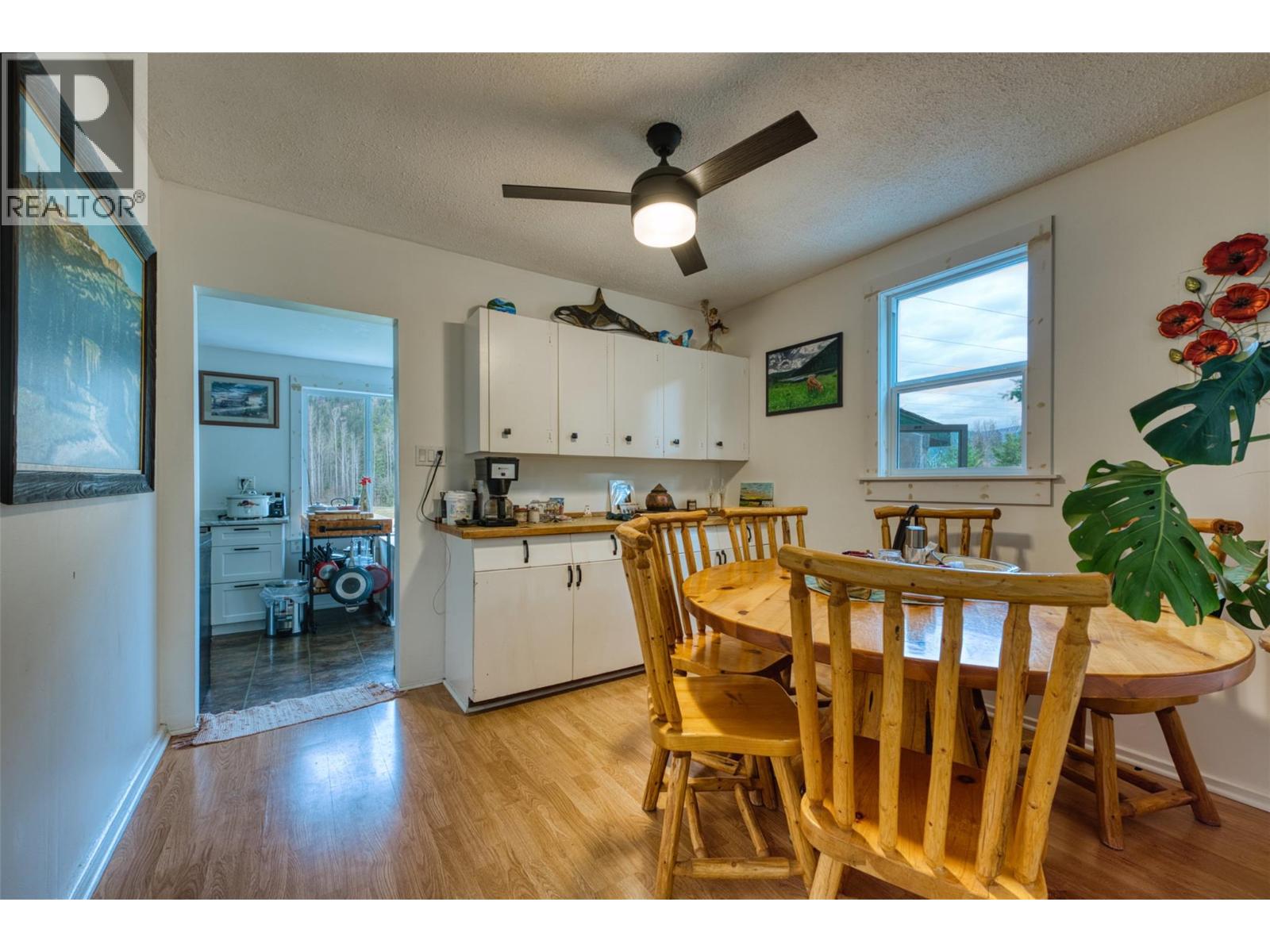 1385 6 Highway, Cherryville, British Columbia  V0E 2G1 - Photo 38 - 10369161