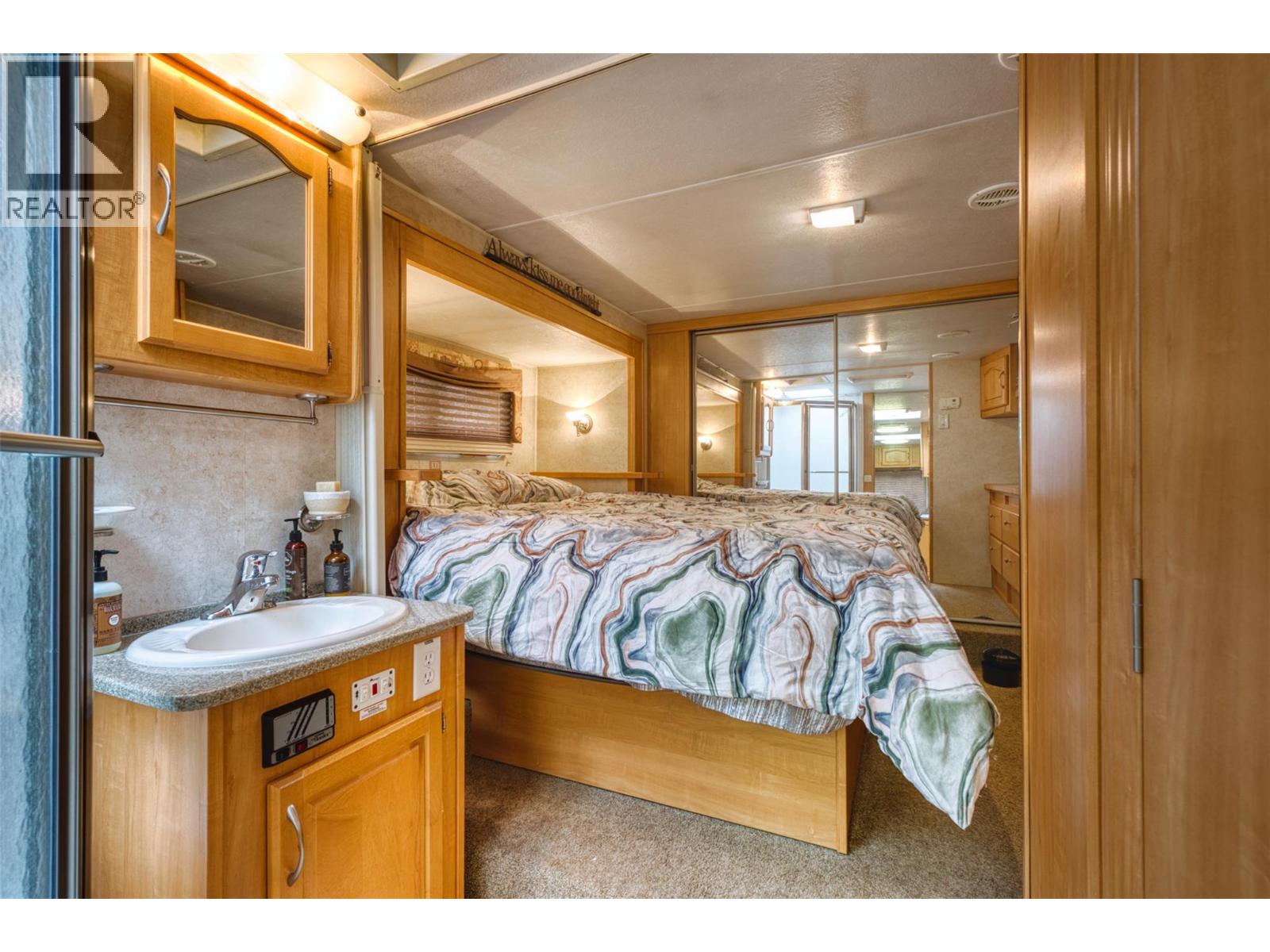 1385 6 Highway, Cherryville, British Columbia  V0E 2G1 - Photo 61 - 10369161