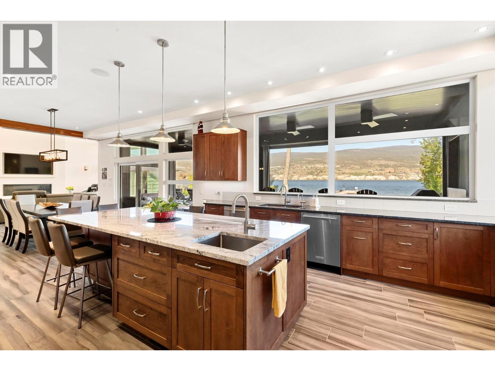 704 Stonor Street, Summerland, British Columbia  V0H 1Z9 - Photo 13 - 10369159