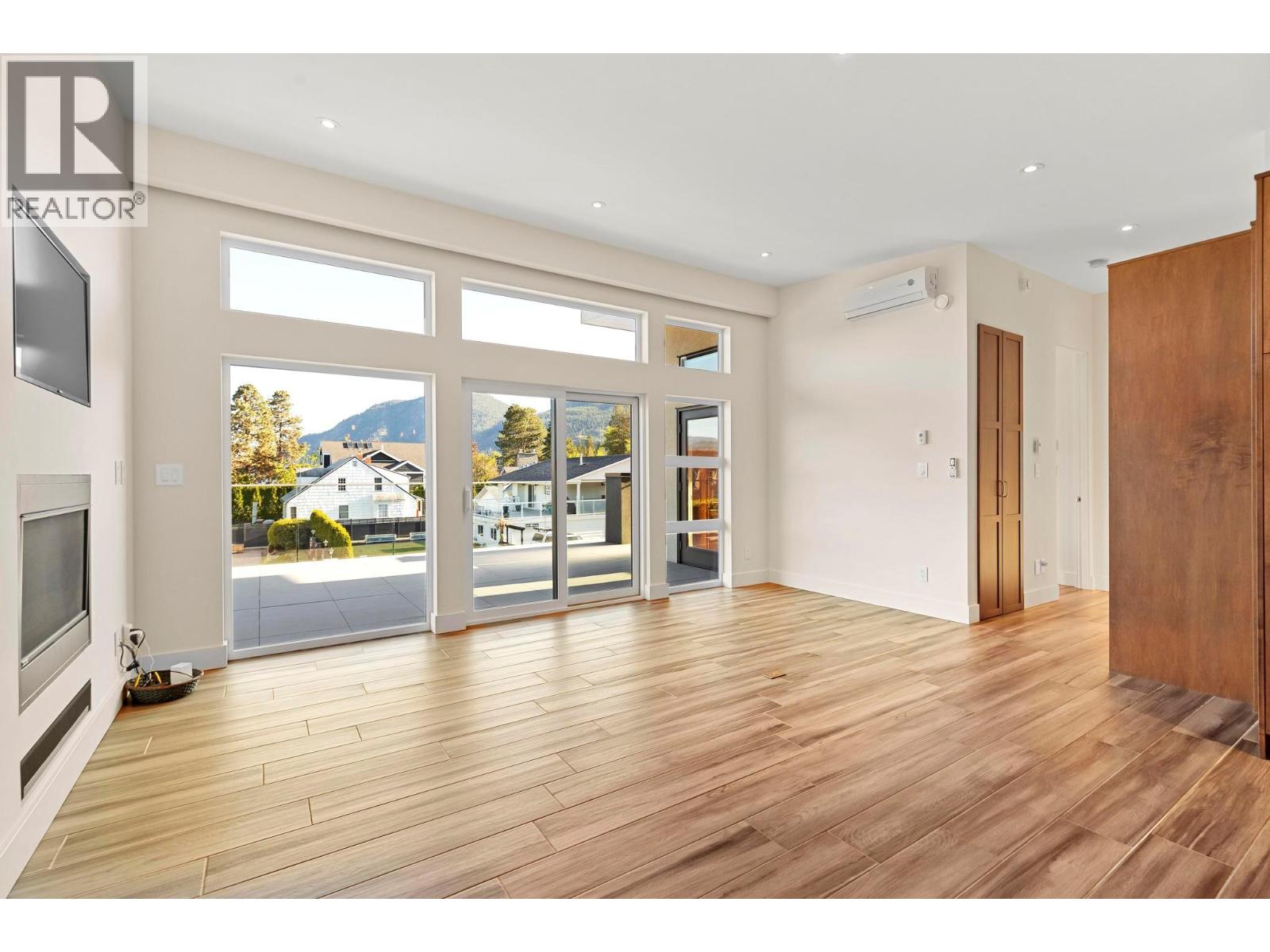 704 Stonor Street, Summerland, British Columbia  V0H 1Z9 - Photo 38 - 10369159