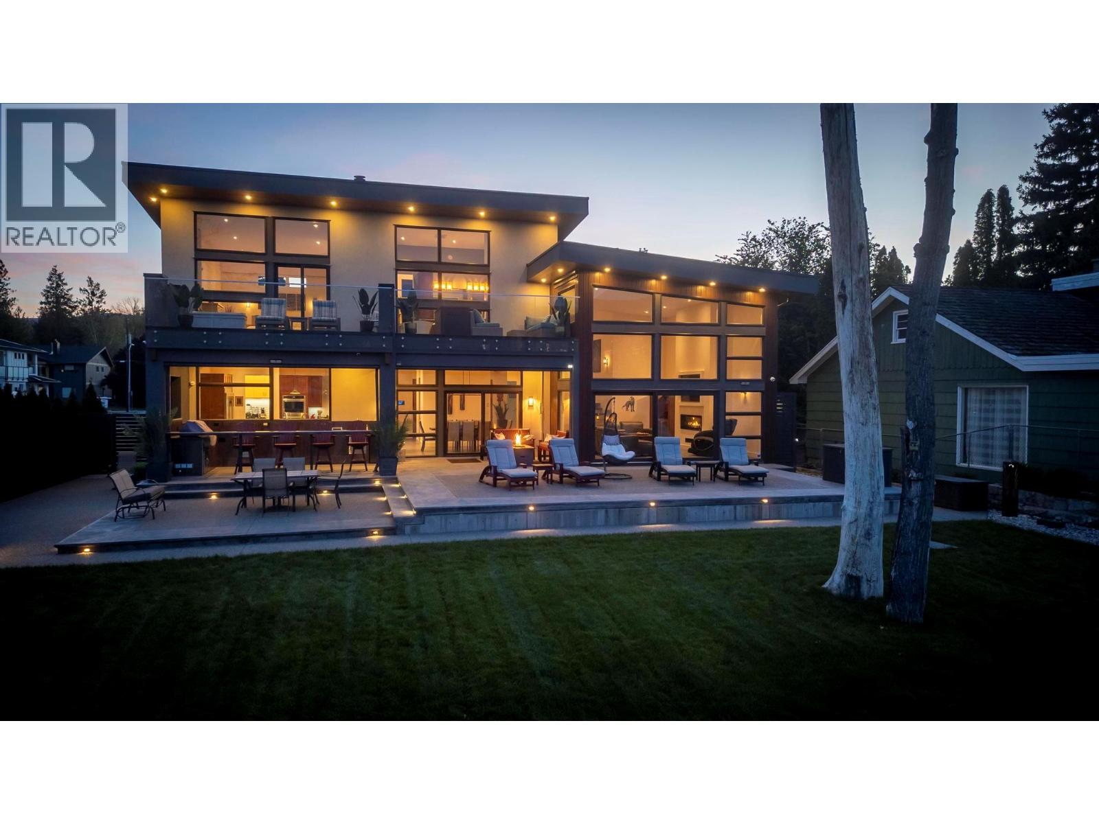 704 Stonor Street, Summerland, British Columbia  V0H 1Z9 - Photo 6 - 10369159