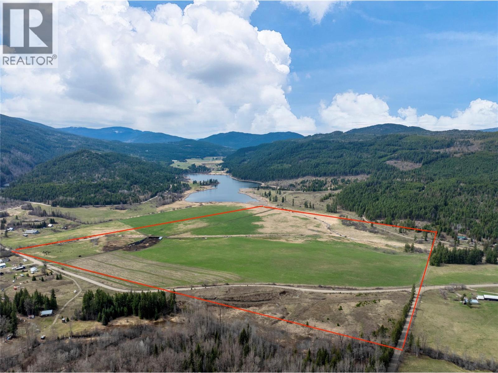 660 Squilax Turtle Valley Road, Chase, British Columbia  V0E 1M0 - Photo 3 - 10367676