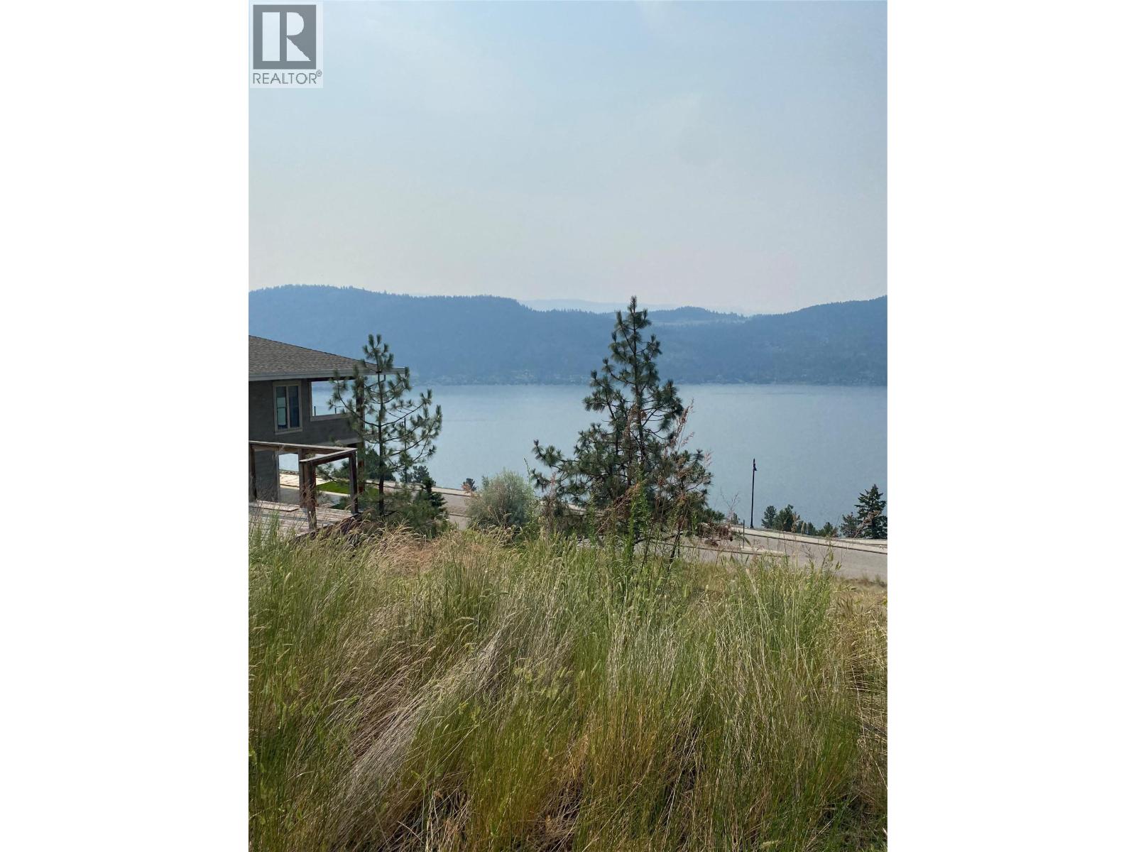 8816 Stonington Road, Vernon, British Columbia  V1H 2K8 - Photo 10 - 10369312