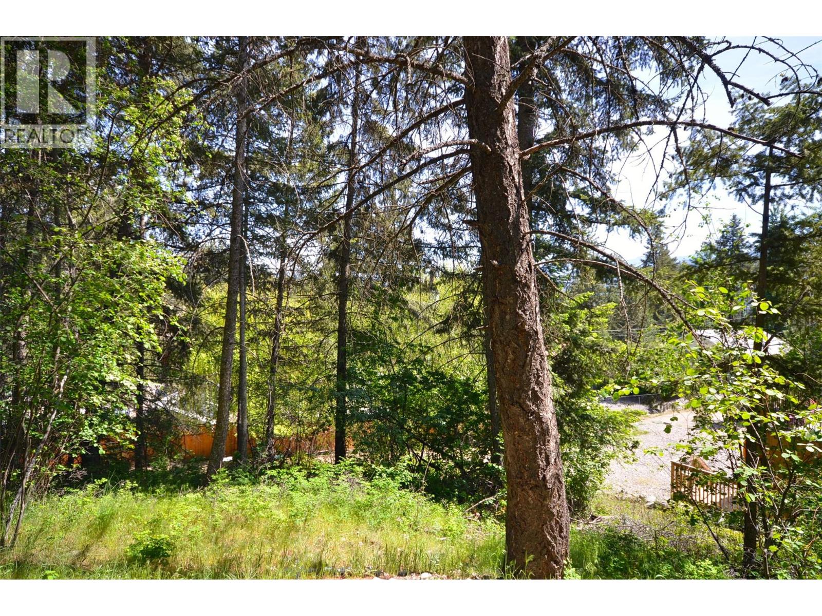 10713 Westshore Road, Vernon, British Columbia  V1H 2C2 - Photo 22 - 10369216