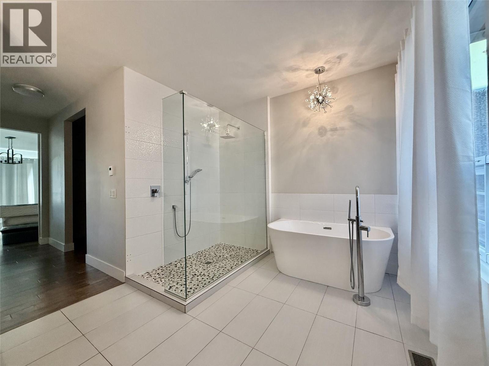 3567 Mckinley Beach Drive, Kelowna, British Columbia  V1V 3G2 - Photo 12 - 10366664