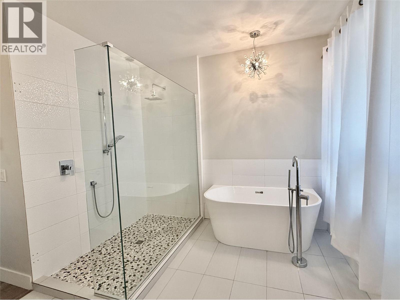 3567 Mckinley Beach Drive, Kelowna, British Columbia  V1V 3G2 - Photo 14 - 10366664
