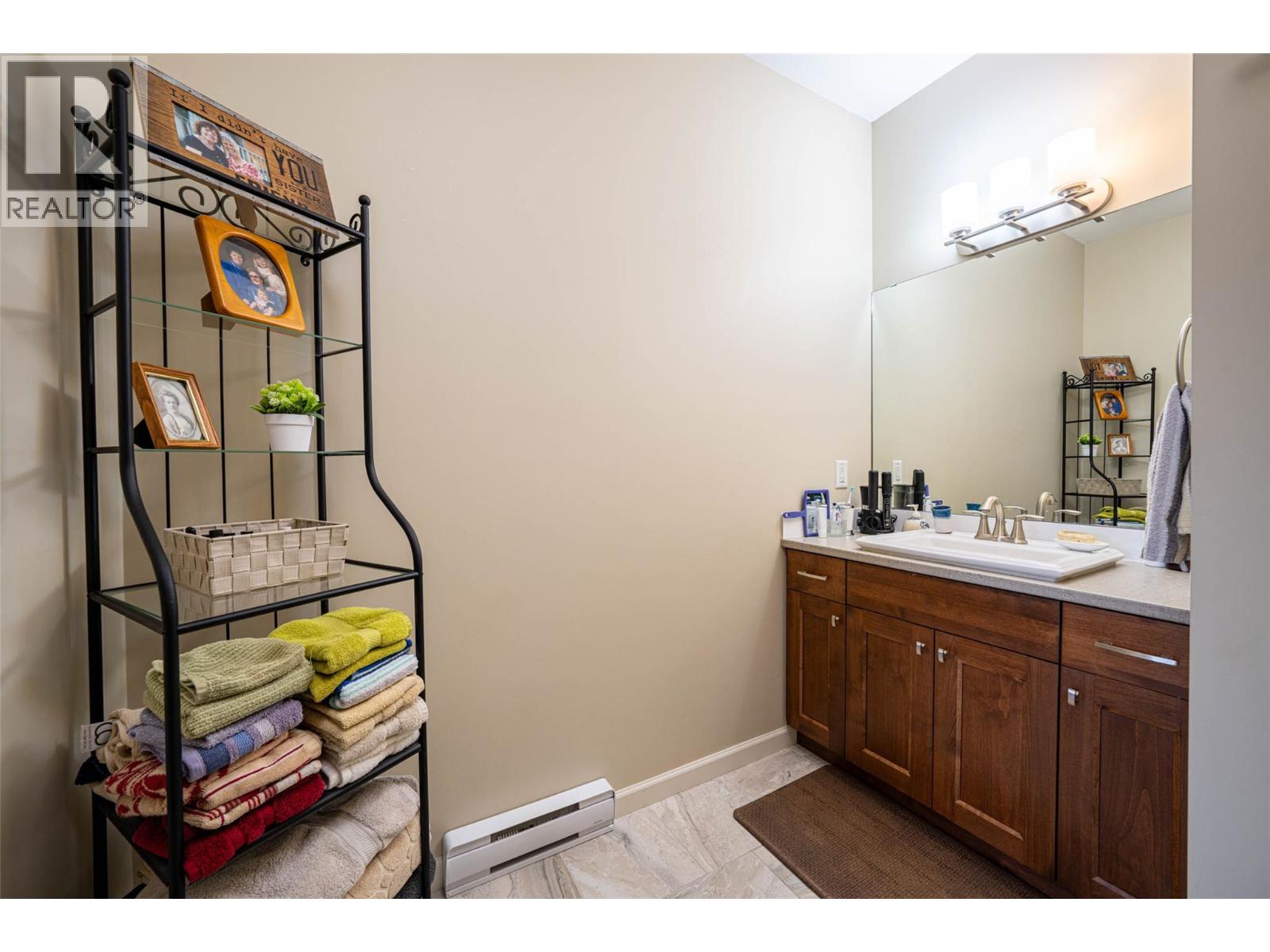 3010 35 Street Unit# 402, Vernon, British Columbia  V1T 0A7 - Photo 25 - 10369113