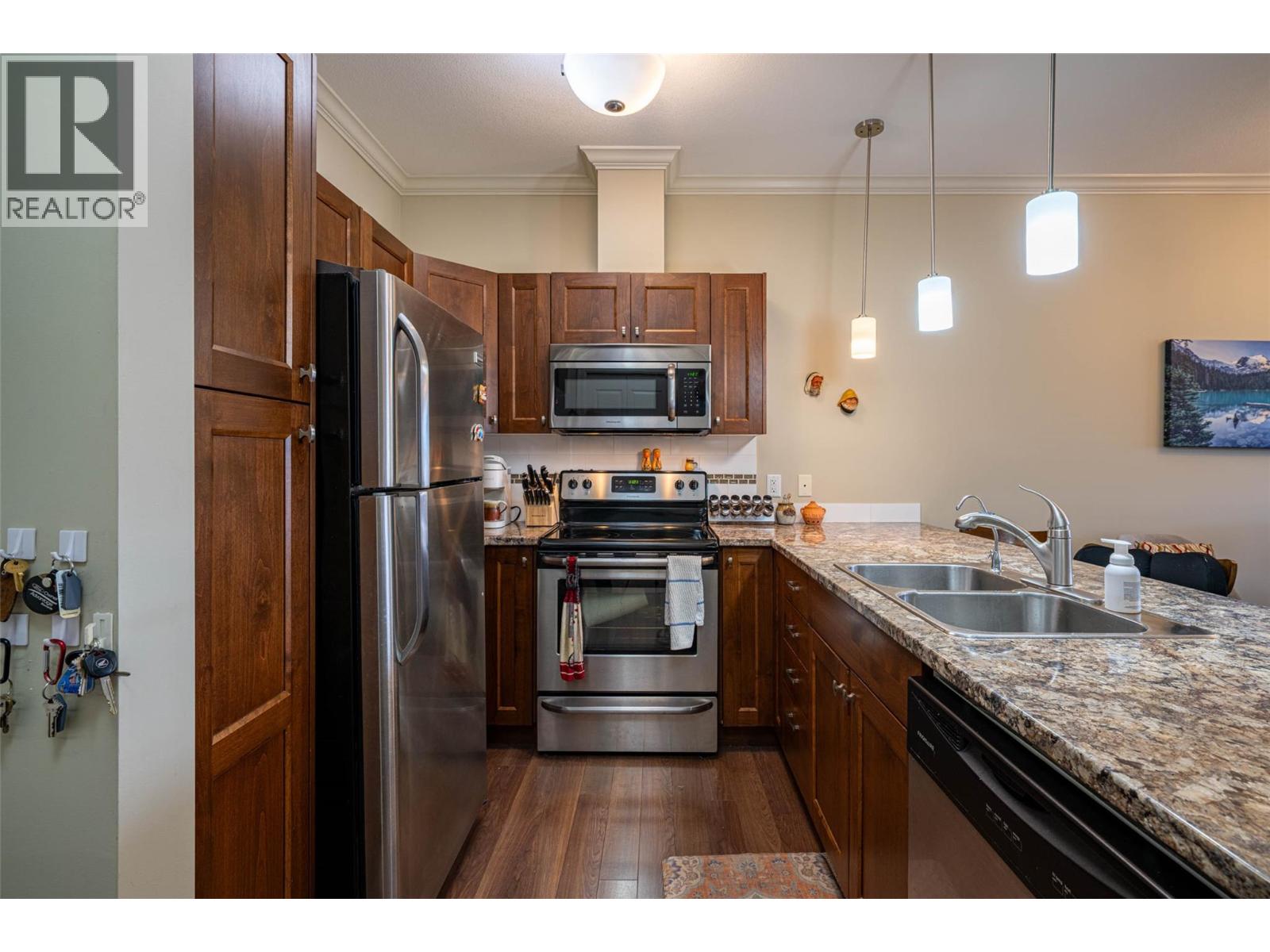 3010 35 Street Unit# 402, Vernon, British Columbia  V1T 0A7 - Photo 3 - 10369113