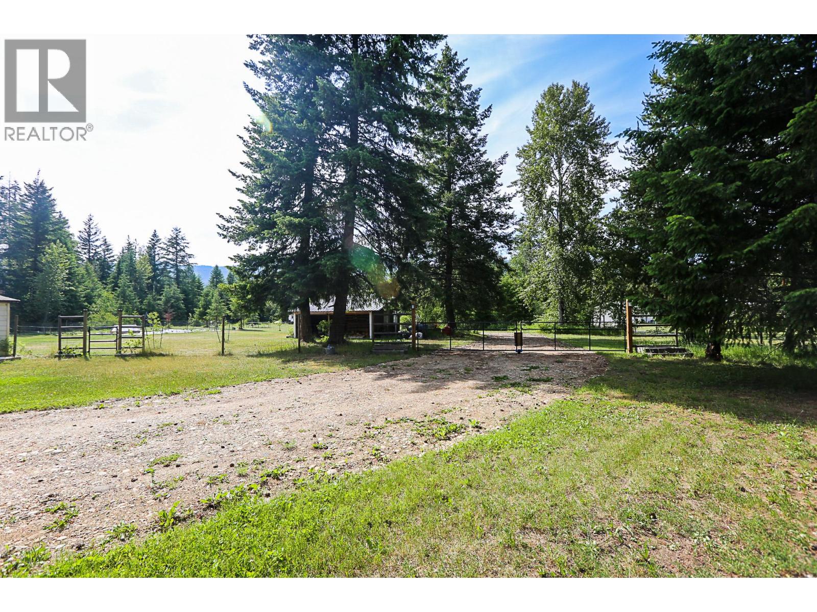 1133 Caroline Road, Clearwater, British Columbia  V0E 1N0 - Photo 43 - 10369356
