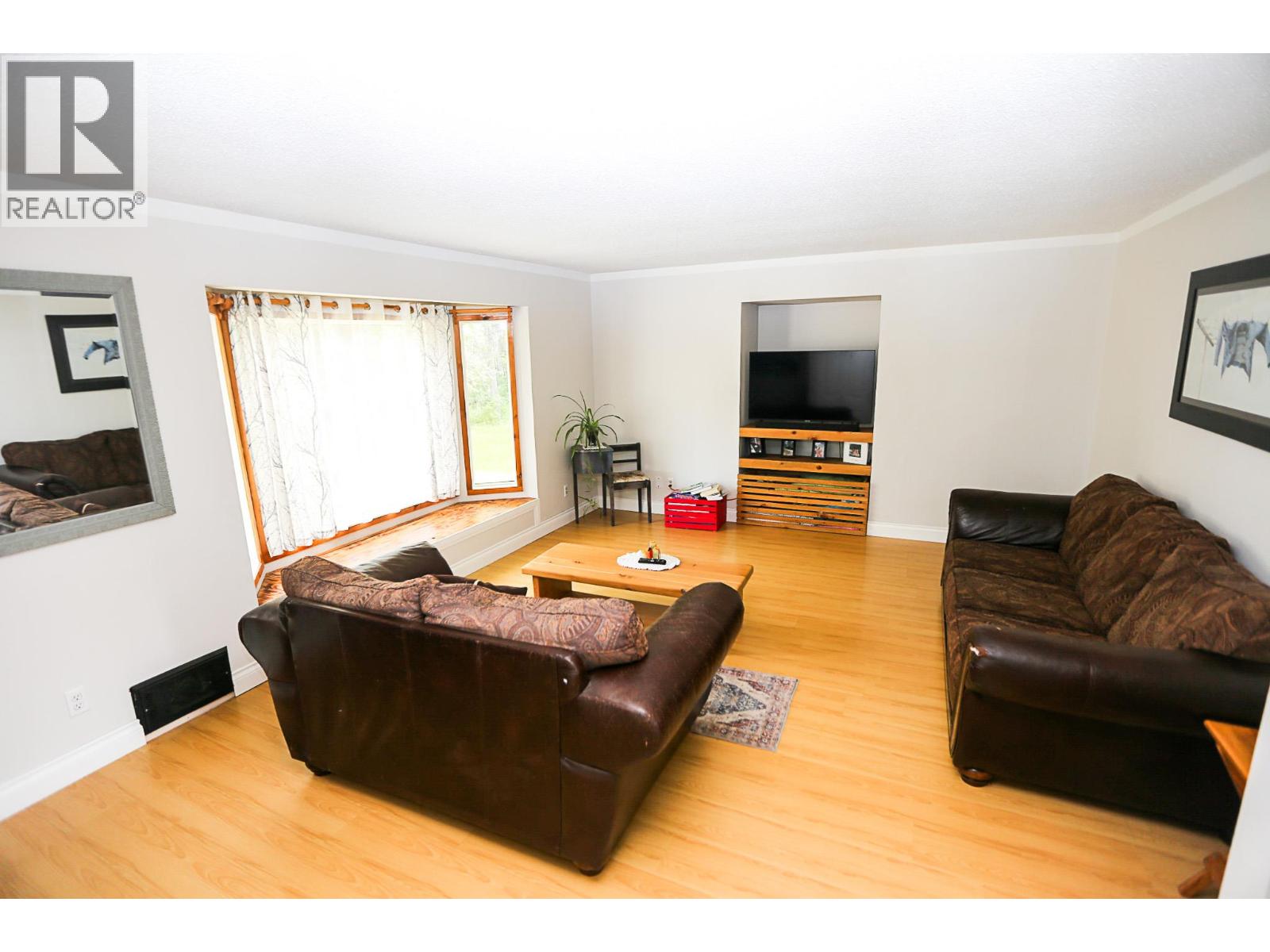 1133 Caroline Road, Clearwater, British Columbia  V0E 1N0 - Photo 6 - 10369356