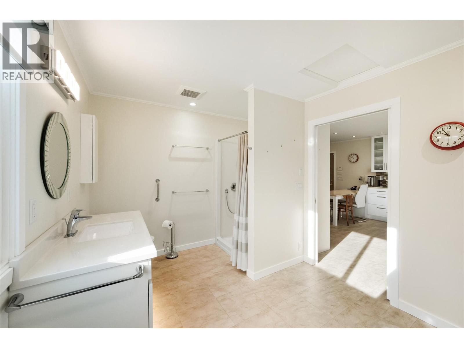 901 Newton Drive, Penticton, British Columbia  V2A 8Z4 - Photo 40 - 10369256