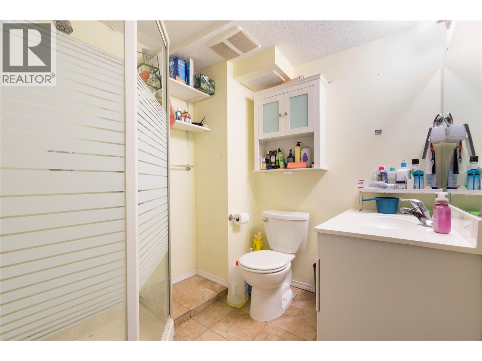 3095 Gordon Drive, Kelowna, British Columbia  V1W 3R1 - Photo 16 - 10369376