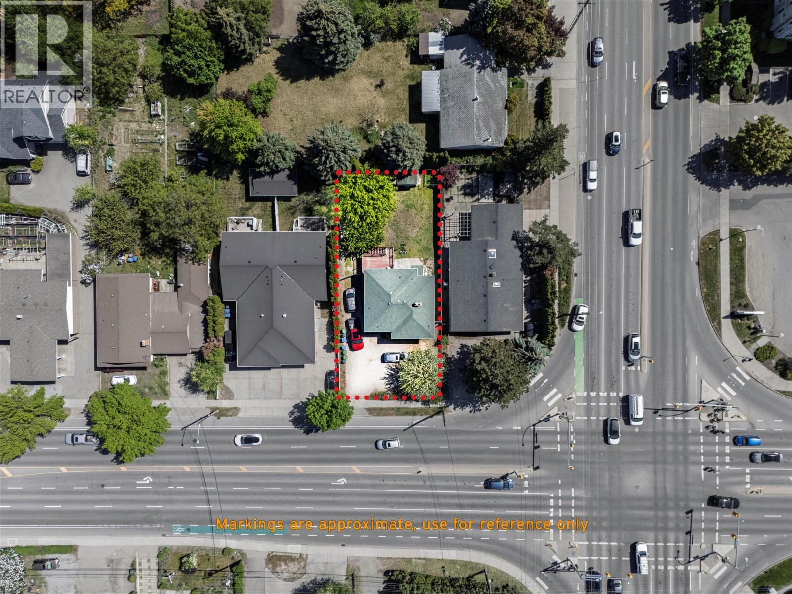 3095 Gordon Drive, Kelowna, British Columbia  V1W 3R1 - Photo 3 - 10369376