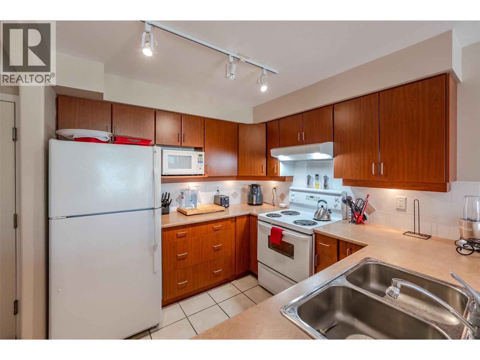 7600 Cottonwood Drive Unit# 404, Osoyoos, British Columbia  V0H 1V0 - Photo 10 - 10369374